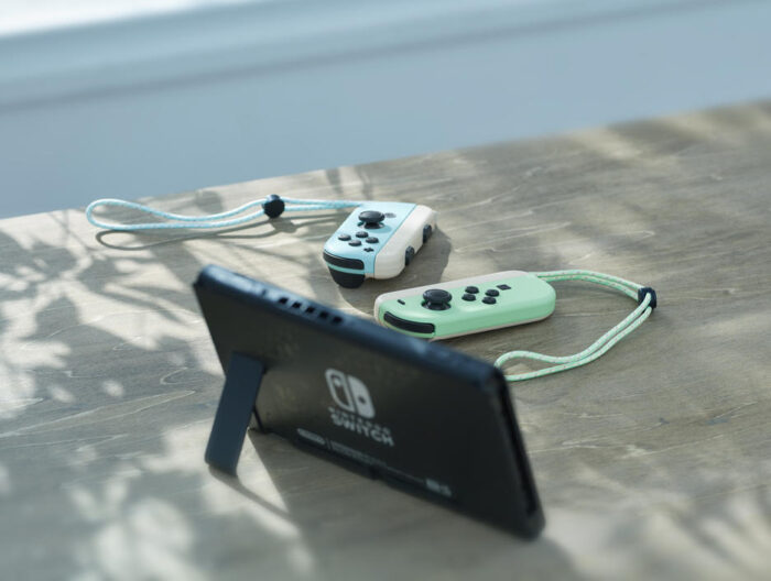 Nintendo Switch Limited Edition + Animal Crossing - Console - immagine 6