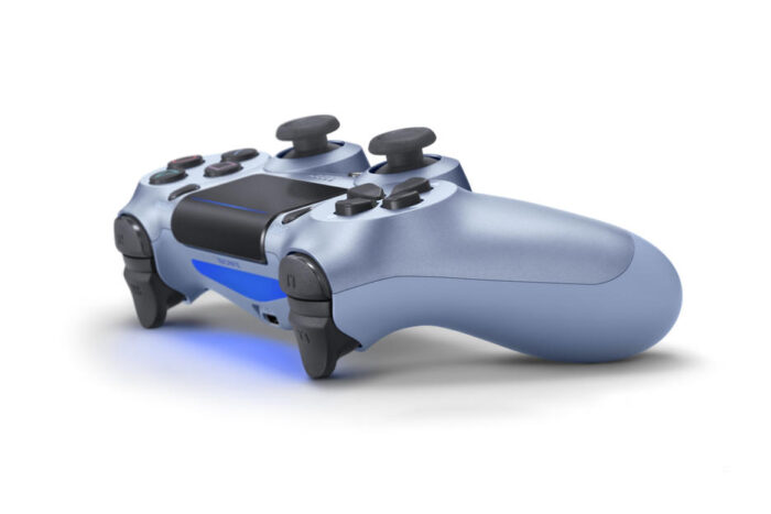 Sony Controller DualShock 4 - Titanium Blue (PS4) - immagine 3