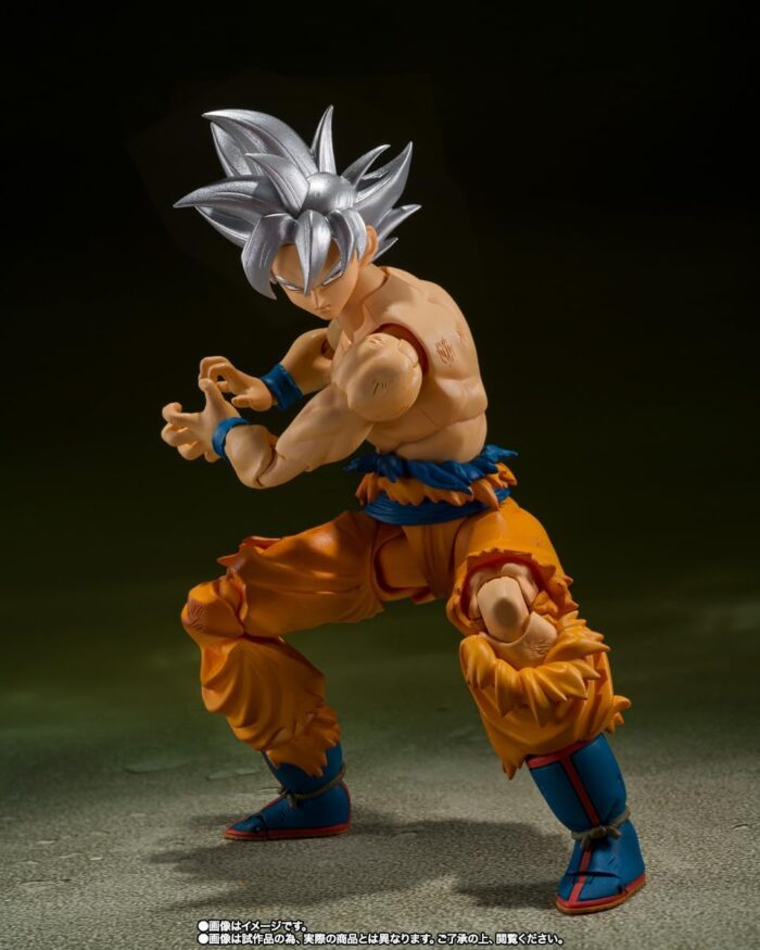 Dragon Ball Super Goku Ultra Instinct - Toyotarou Edition - Action Figure - immagine 5