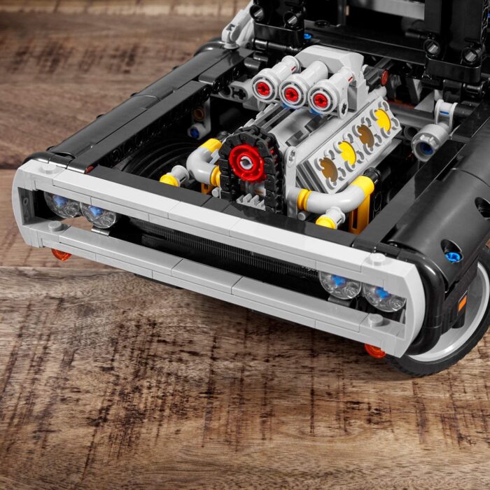 LEGO Technic - Doms Dodge Charger Fast & Furious - 42111 - immagine 7