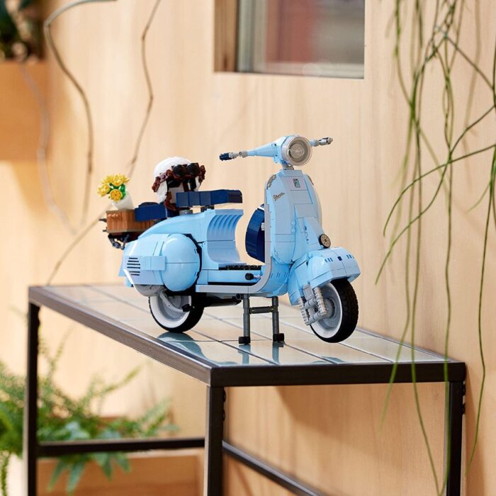 Lego Collection - Vespa 125 - 10298 - immagine 5