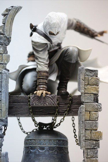 altair_legendary_4_statue_7.jpg Altair: The Legendary Assassin - Statua Action Figure - Assassins Creed - immagine 1