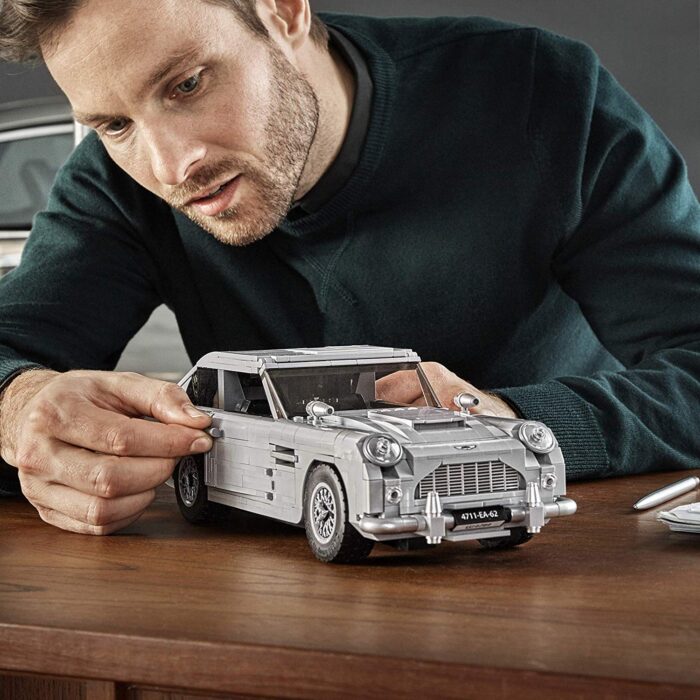 LEGO Creator - James Bond Aston Martin DB5 - 10262 - immagine 6