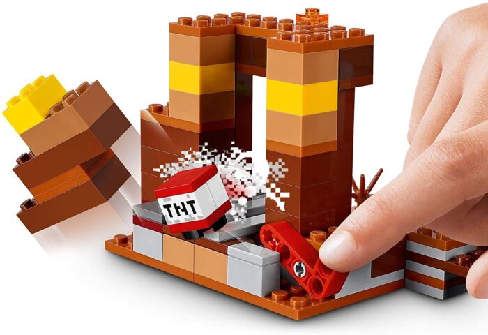 LEGO Minecraft - Il Trading Post - 21167 - immagine 3