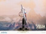 The Legend of Zelda Breath of the Wild Hylian Shield - Action Figure - immagine 3